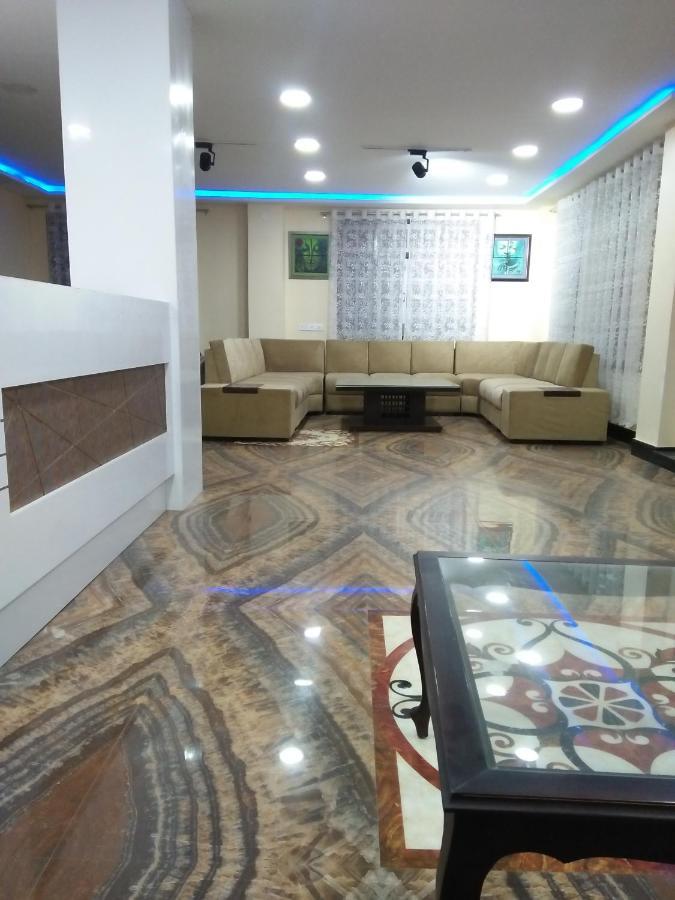 Aritar Hotel Golden Dragon מראה חיצוני תמונה